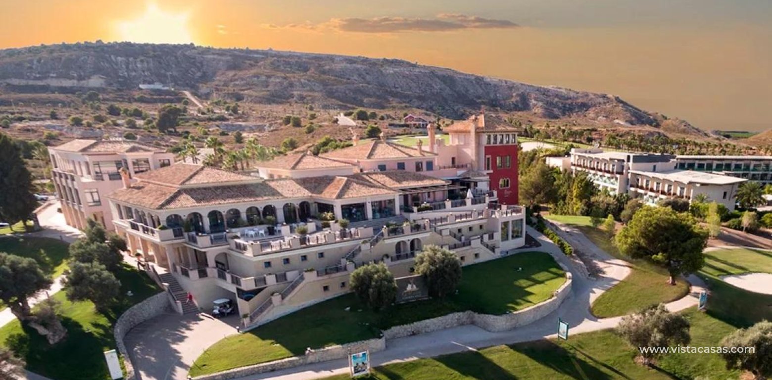 Sale - Villa - Algorfa - La Finca Golf Resort