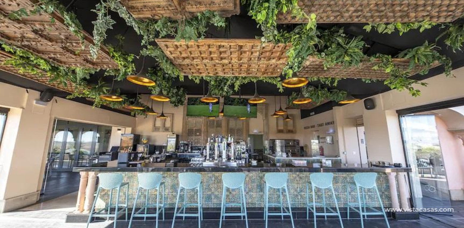 Sale - Villa - Algorfa - La Finca Golf Resort