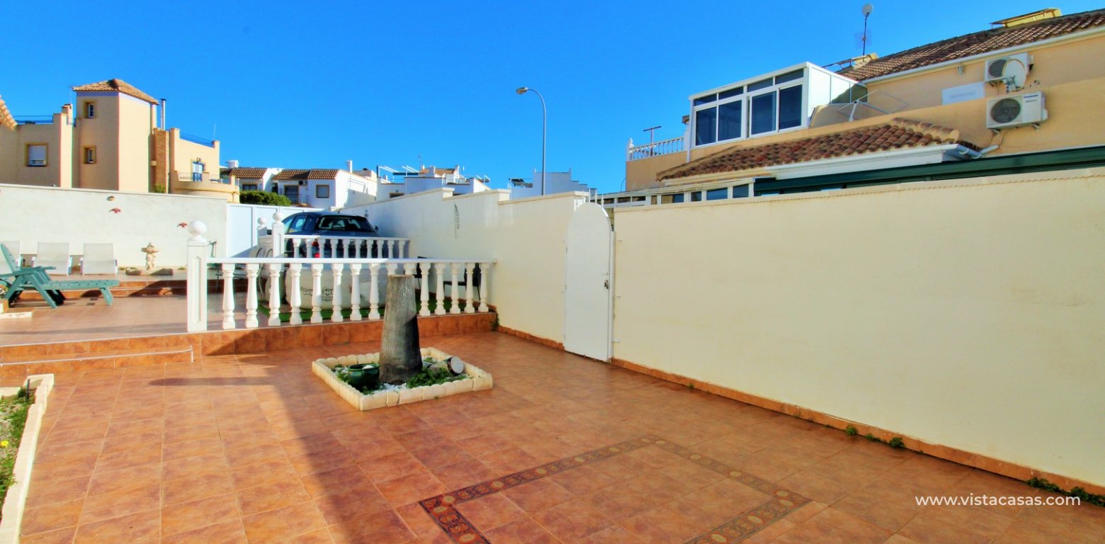 3 Bedroom Corner Townhouse For Sale in Jumilla Playa Flamenca garden 2