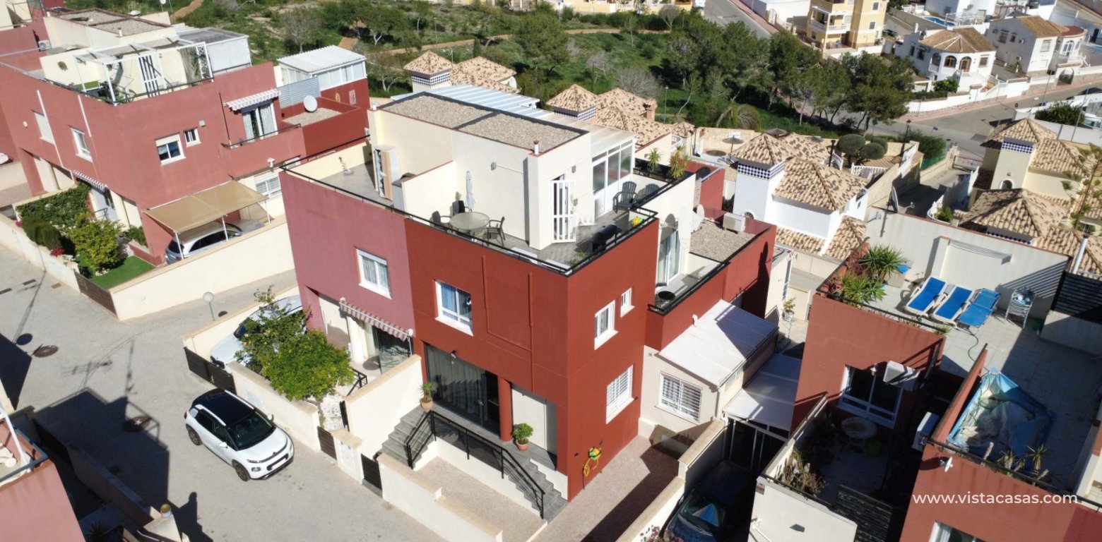 Resale - Townhouse - Villamartin