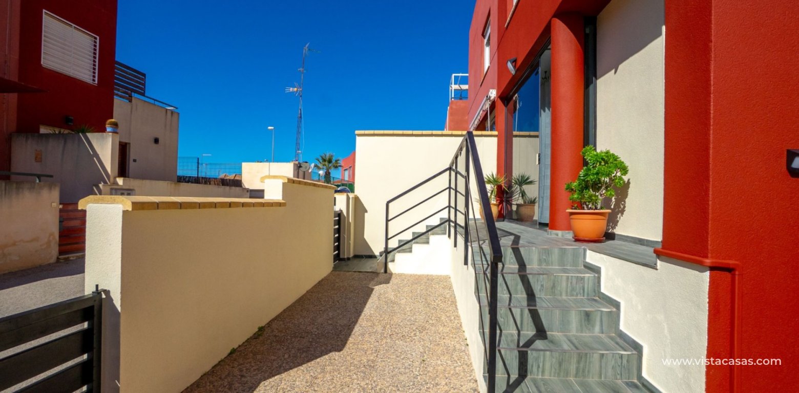 Resale - Townhouse - Villamartin