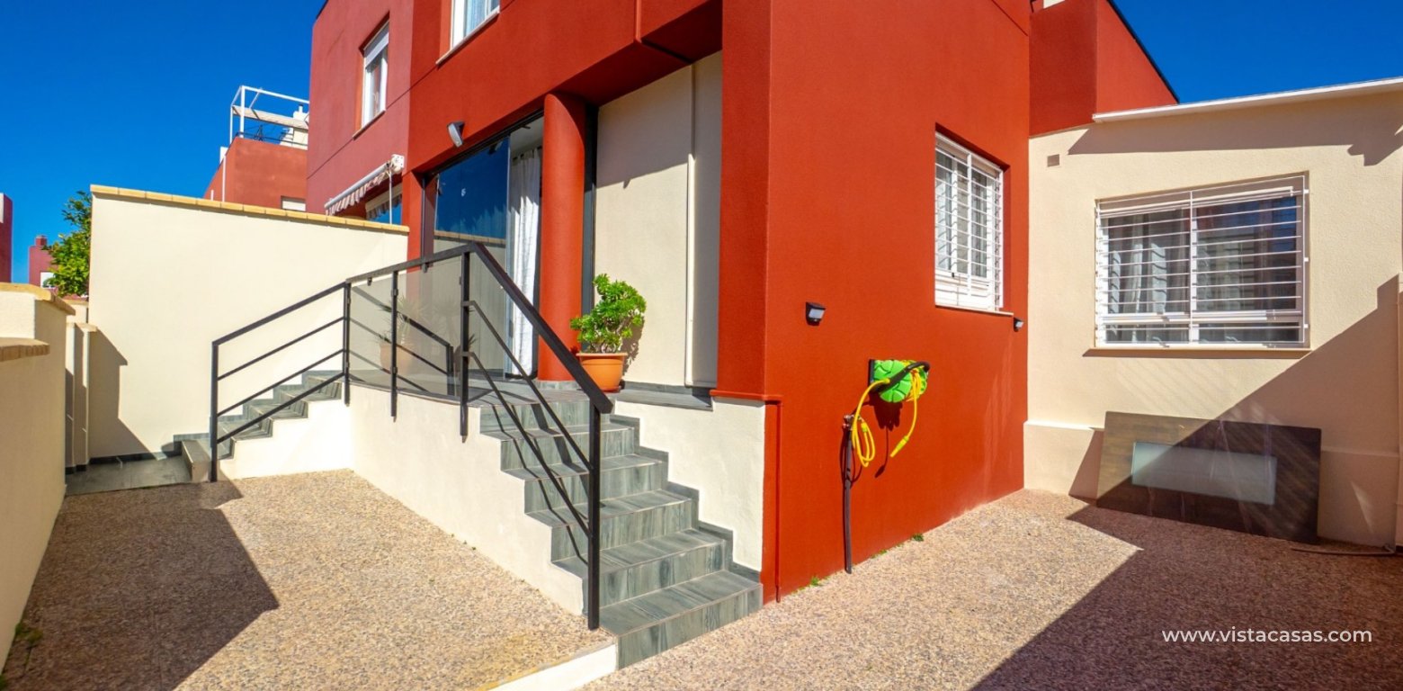 Resale - Townhouse - Villamartin