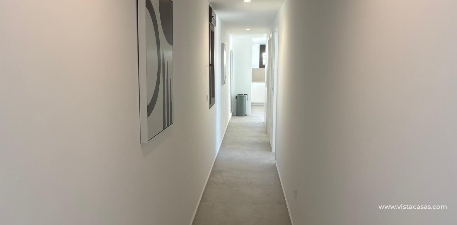 Sale - Villa - Algorfa - La Finca Golf Resort