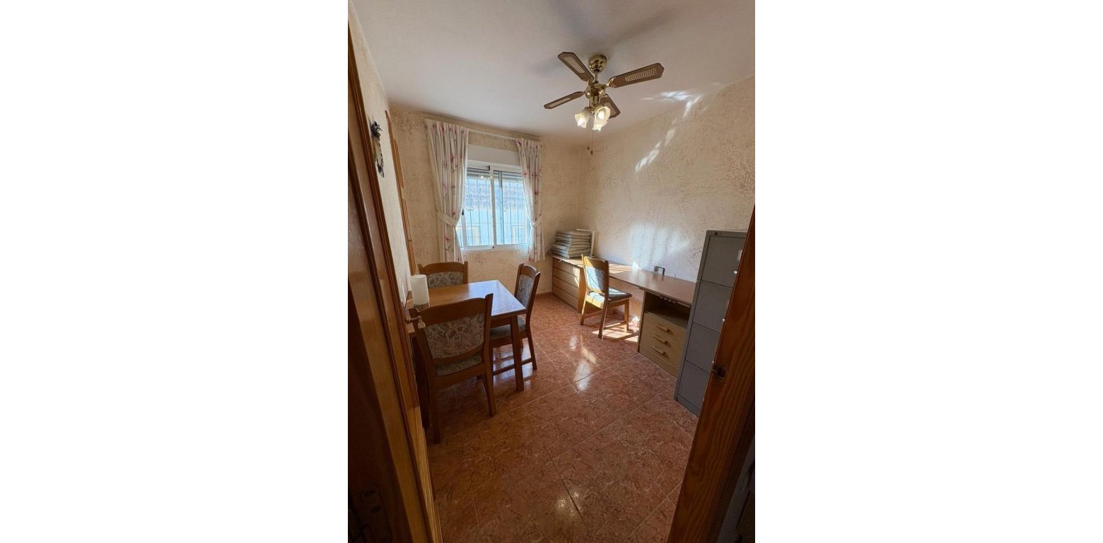 Wtórny - Bungalow - San Fulgencio