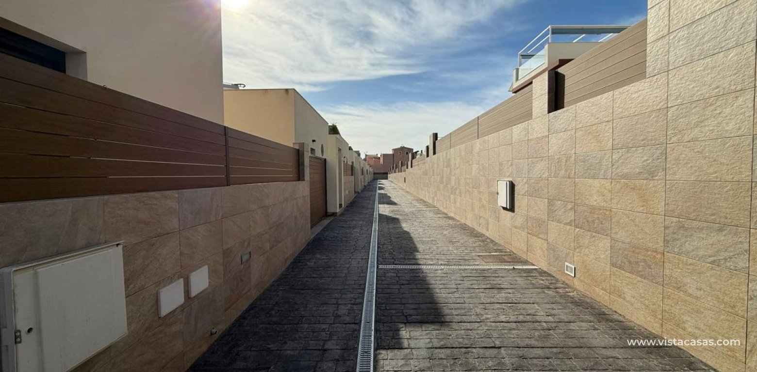 Resale - Villa - Los Montesinos