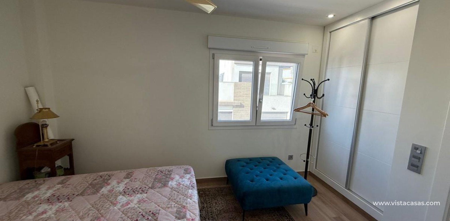 Resale - Villa - Los Montesinos