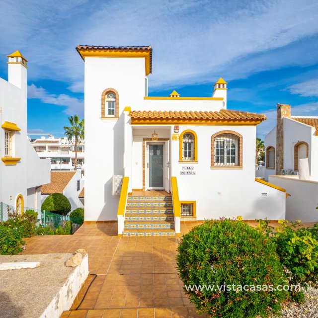 Villa - Sale - Villamartin - Villamartin