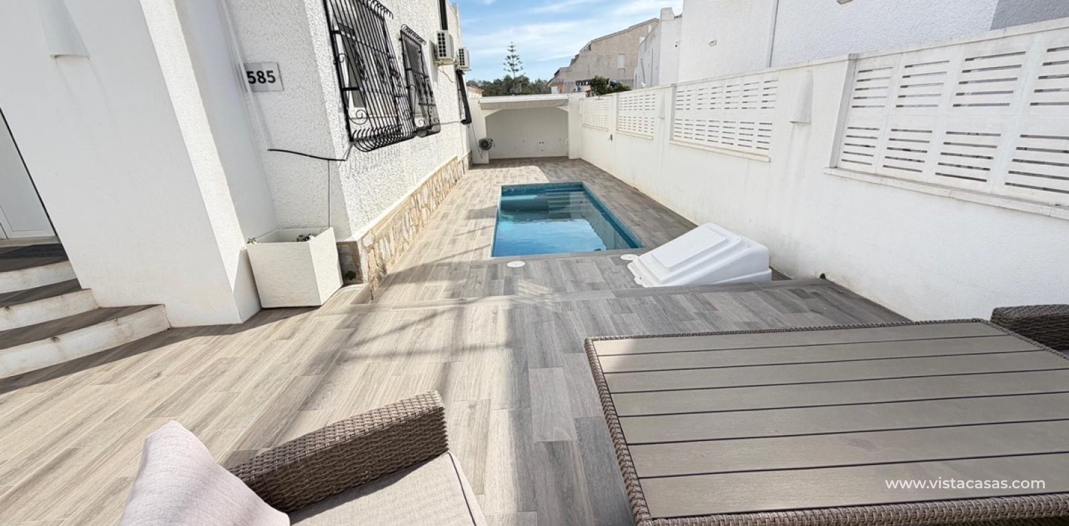 Sale - Villa - Villamartin