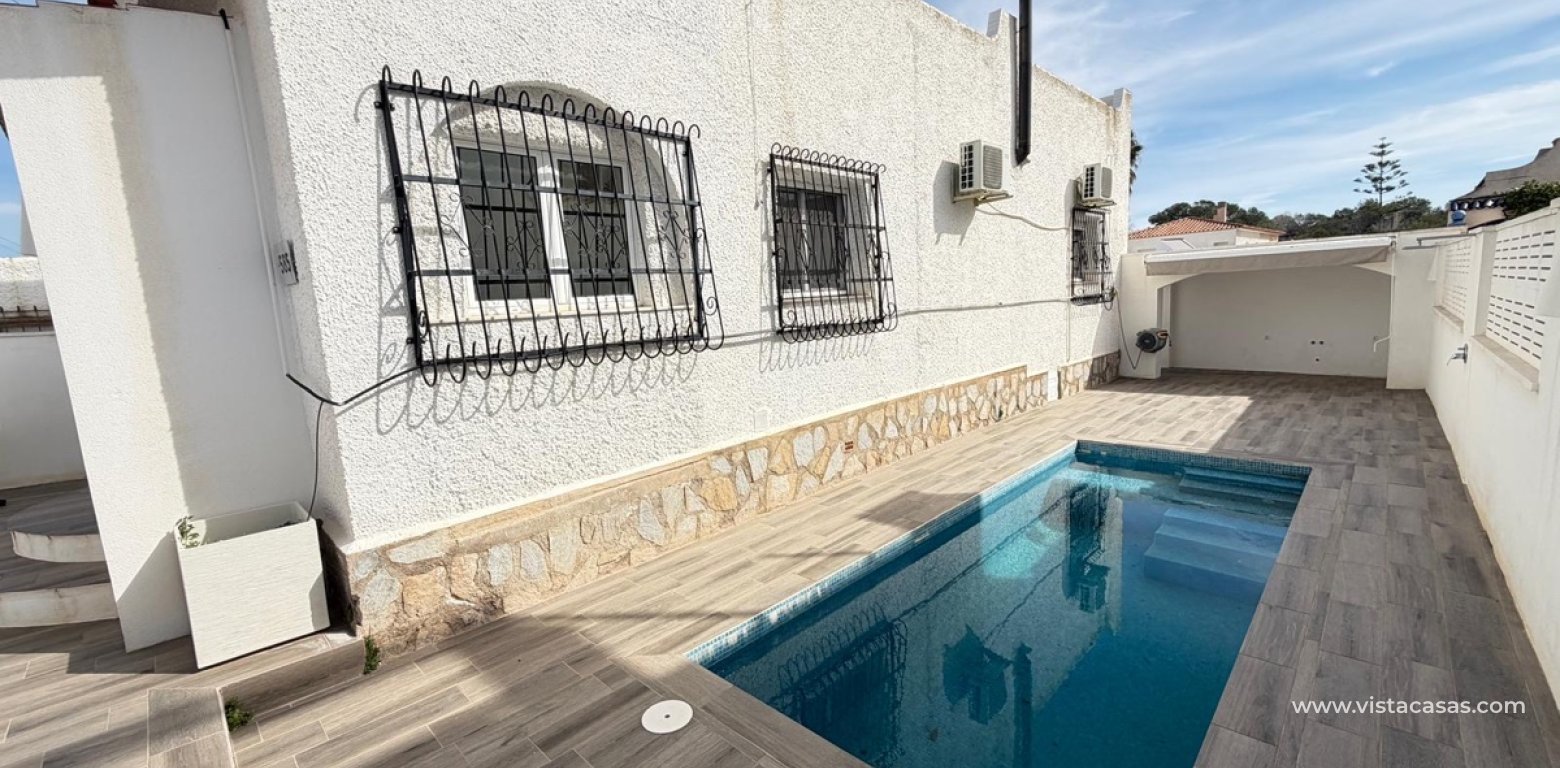 Sale - Villa - Villamartin