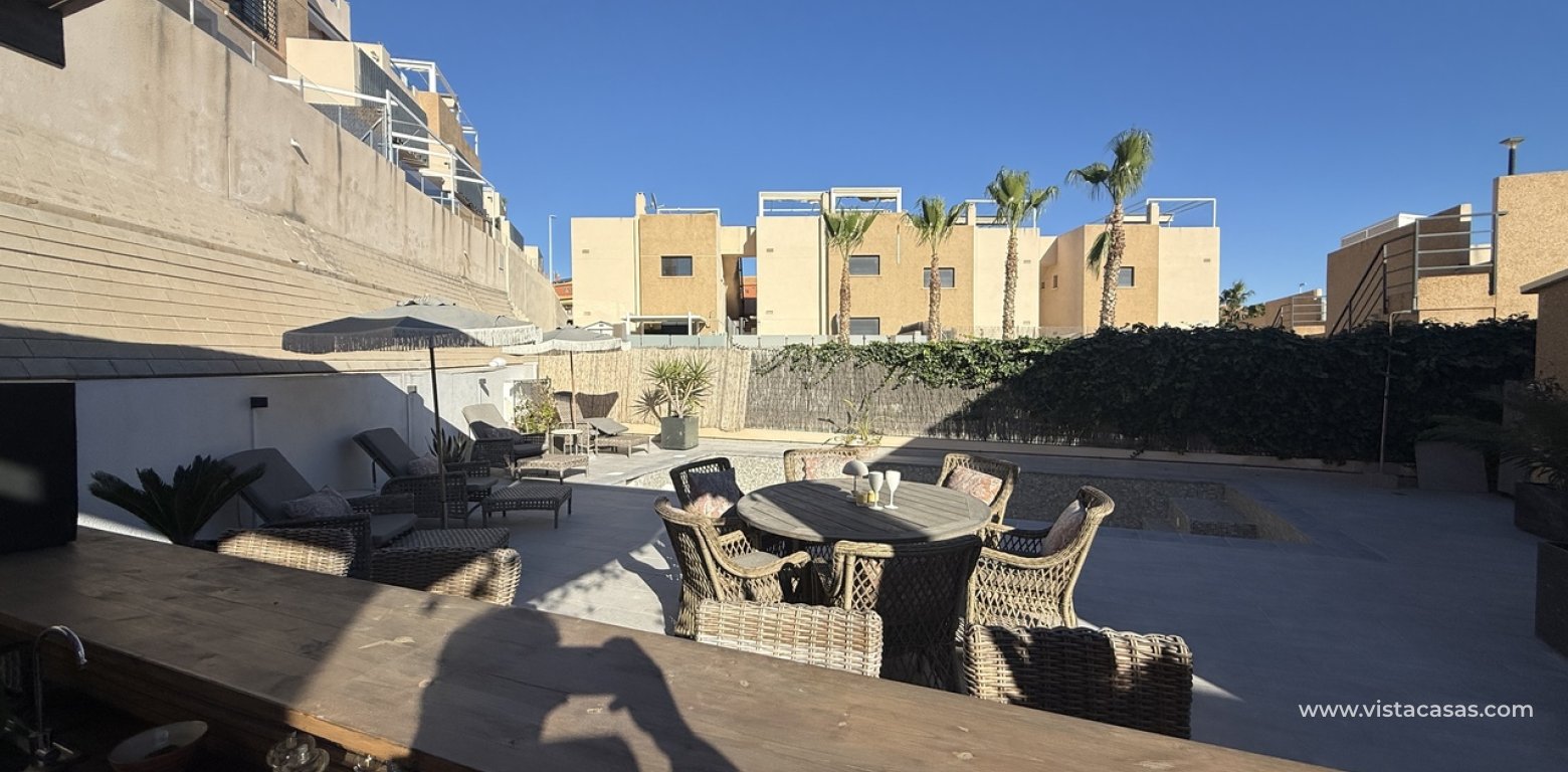 Sale - Villa - La Zenia