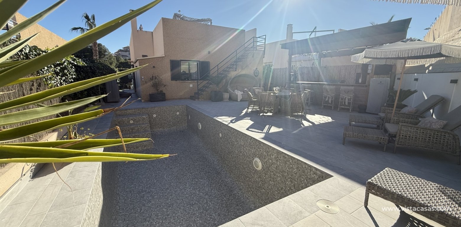 Sale - Villa - La Zenia