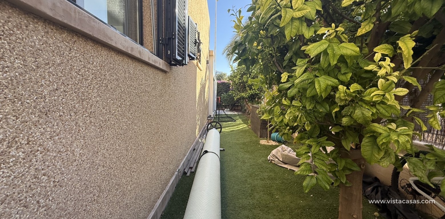 Sale - Villa - La Zenia