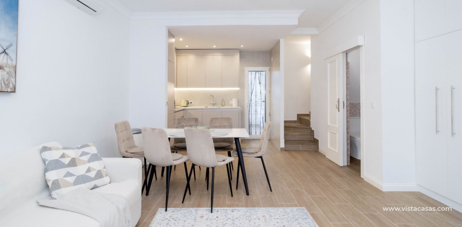 Sale - Townhouse - La Zenia