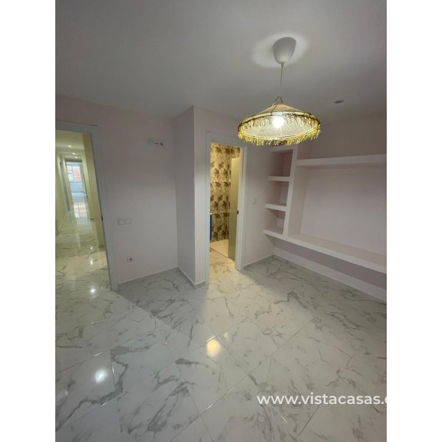 Apartment - Resale - Torrevieja - Torrevieja