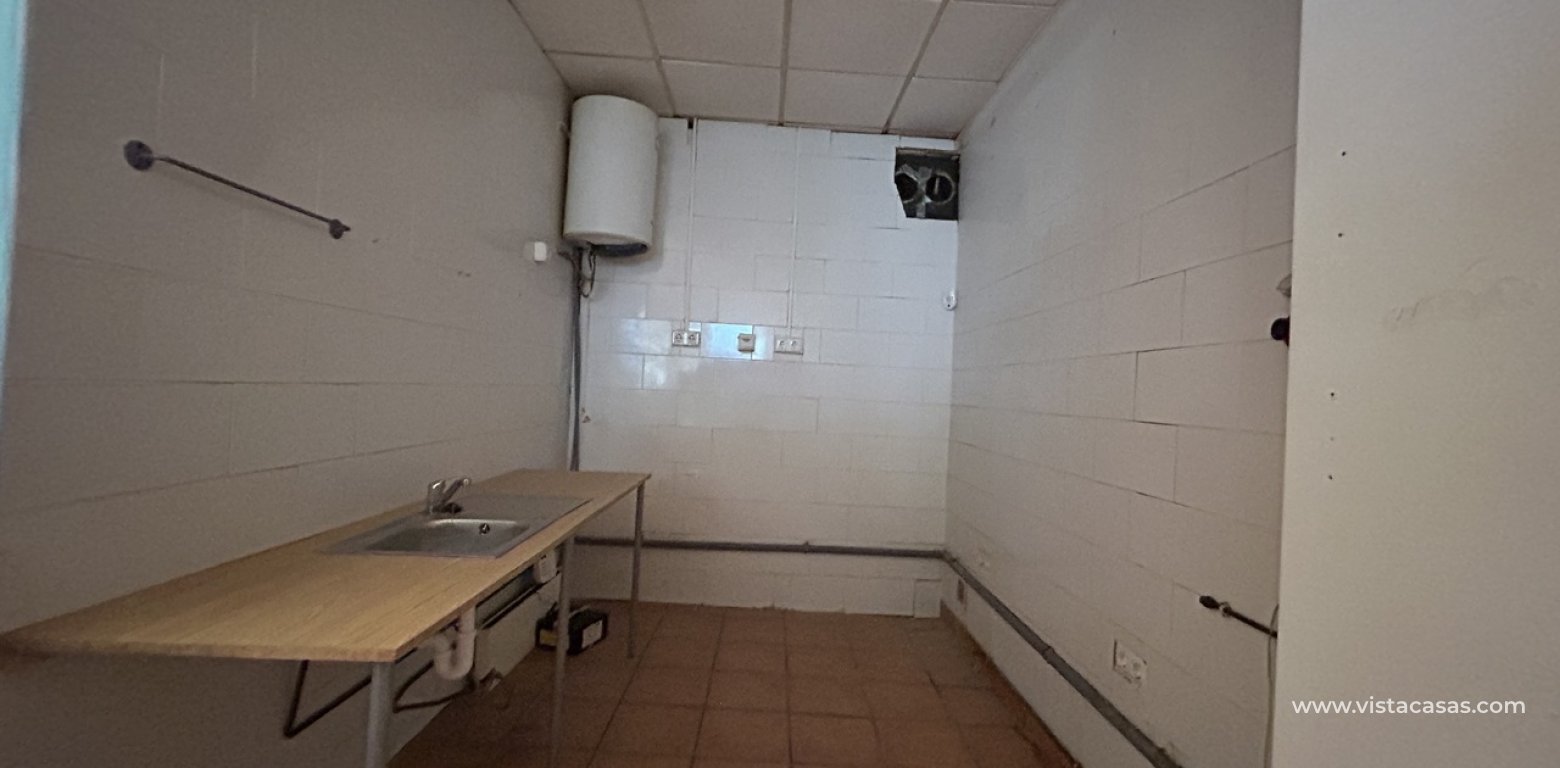 Vente - Commercial - Villamartin