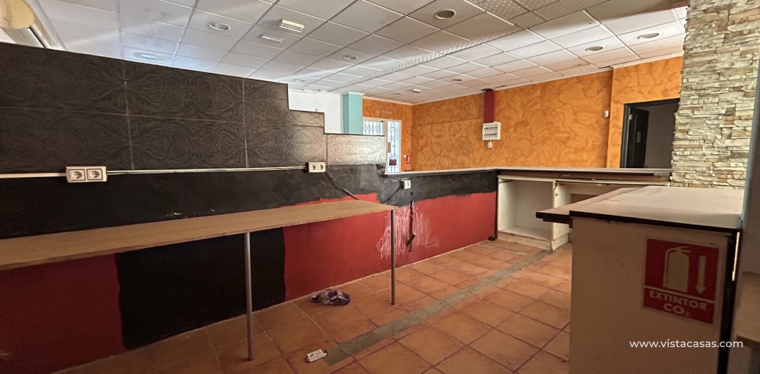 Vente - Commercial - Villamartin