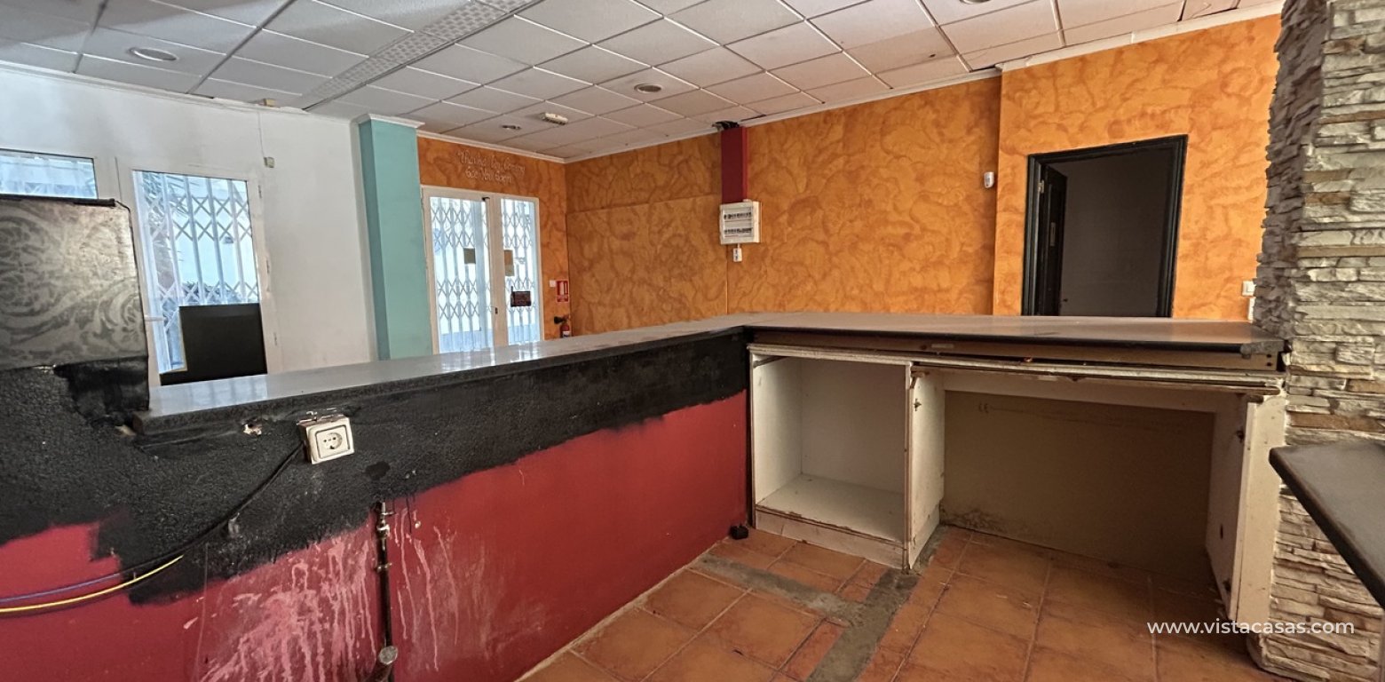 Vente - Commercial - Villamartin