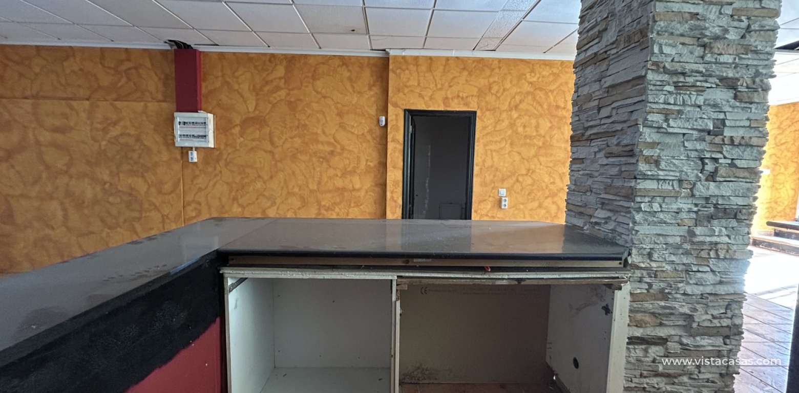 Vente - Commercial - Villamartin