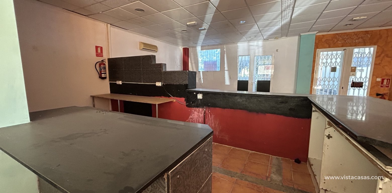 Vente - Commercial - Villamartin