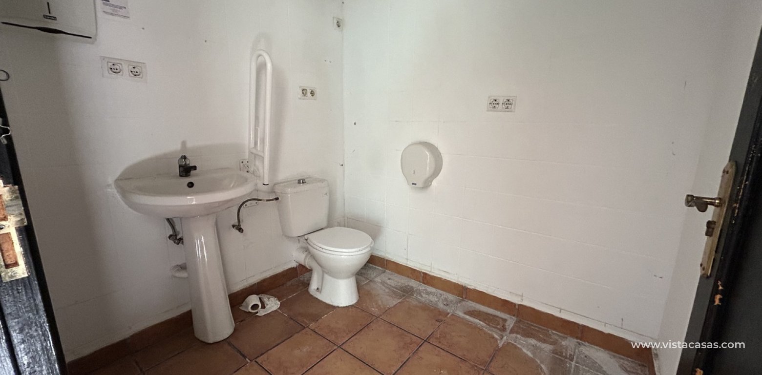 Vente - Commercial - Villamartin