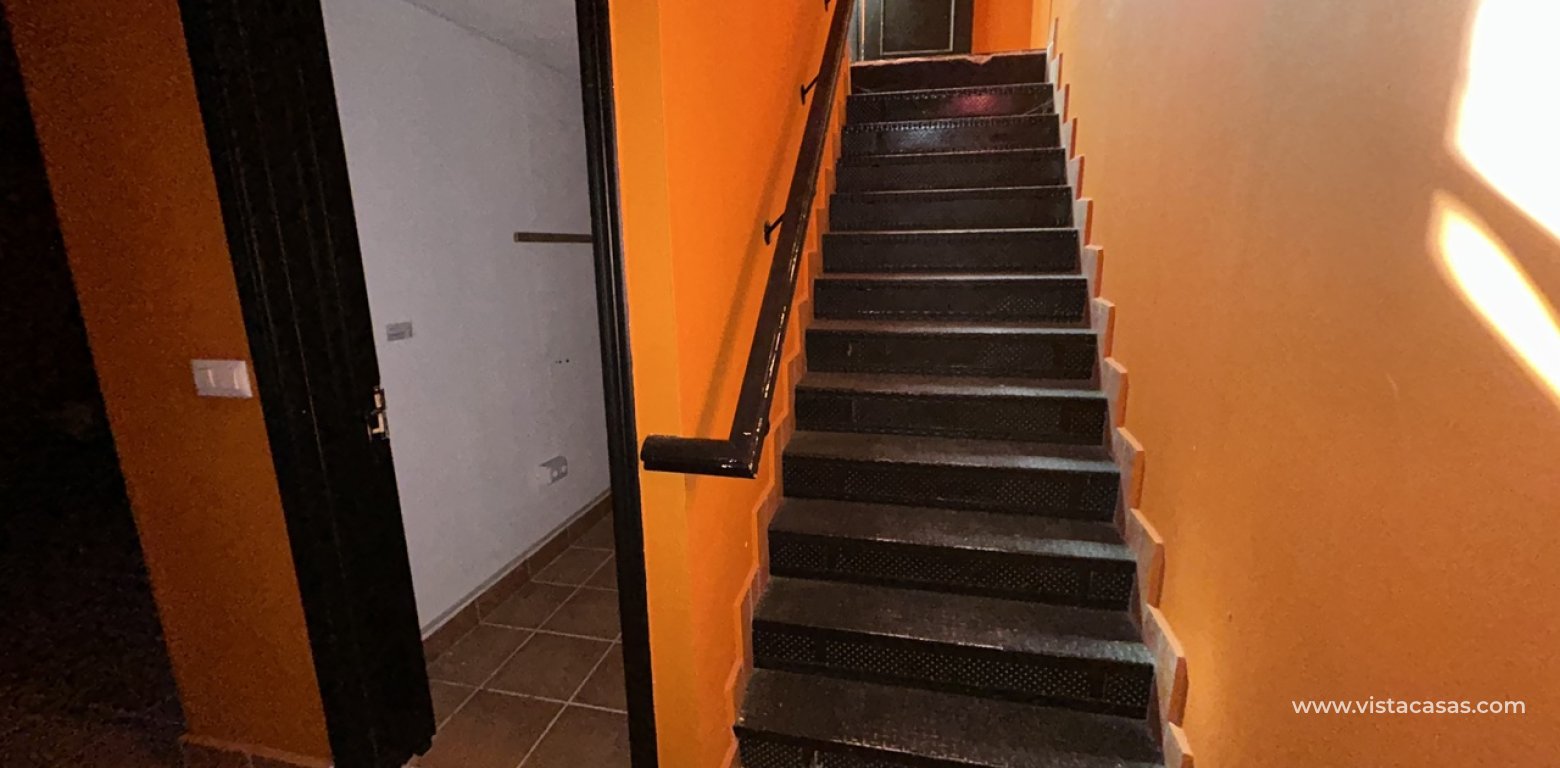 Vente - Commercial - Villamartin