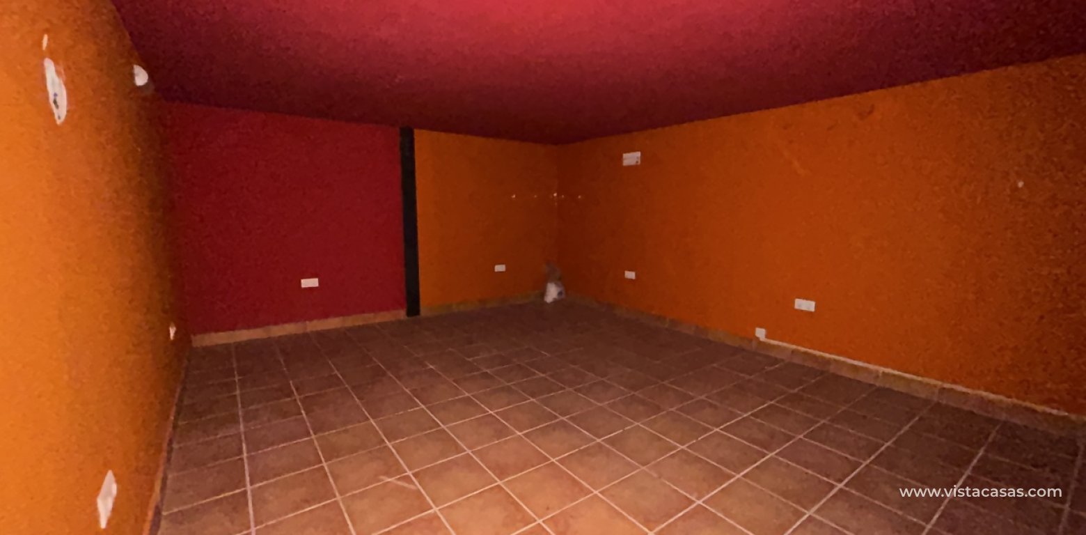 Vente - Commercial - Villamartin