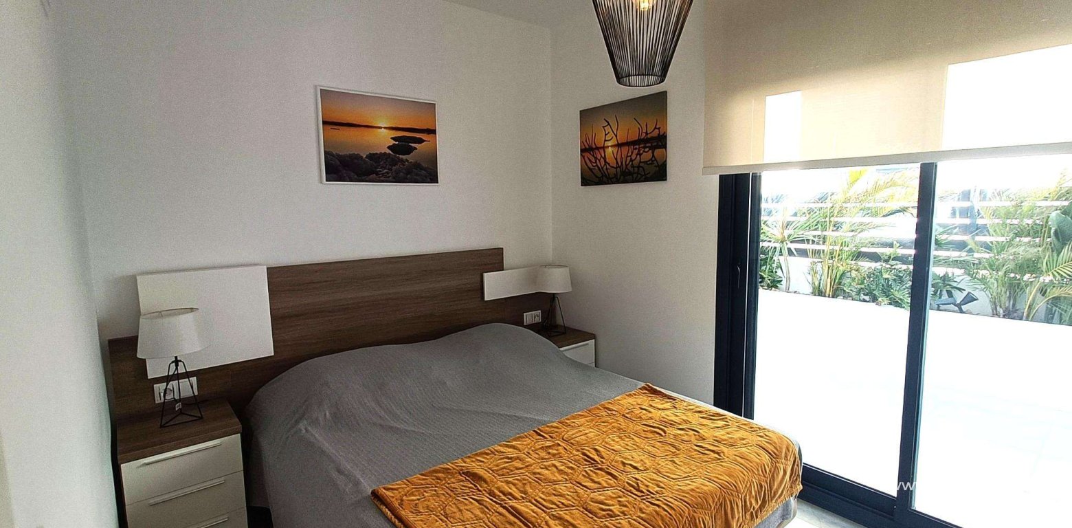 Sale - Villa - Algorfa - La Finca Golf Resort