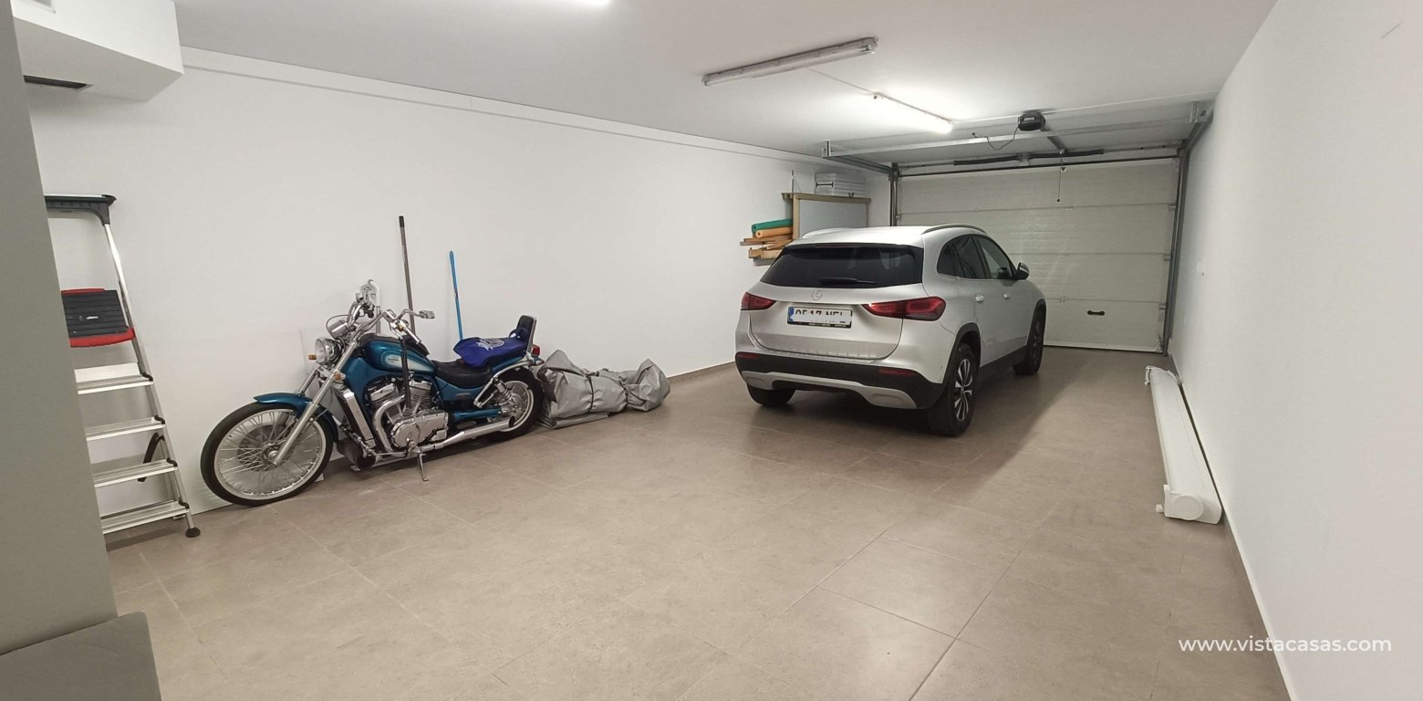 Sale - Villa - Algorfa - La Finca Golf Resort