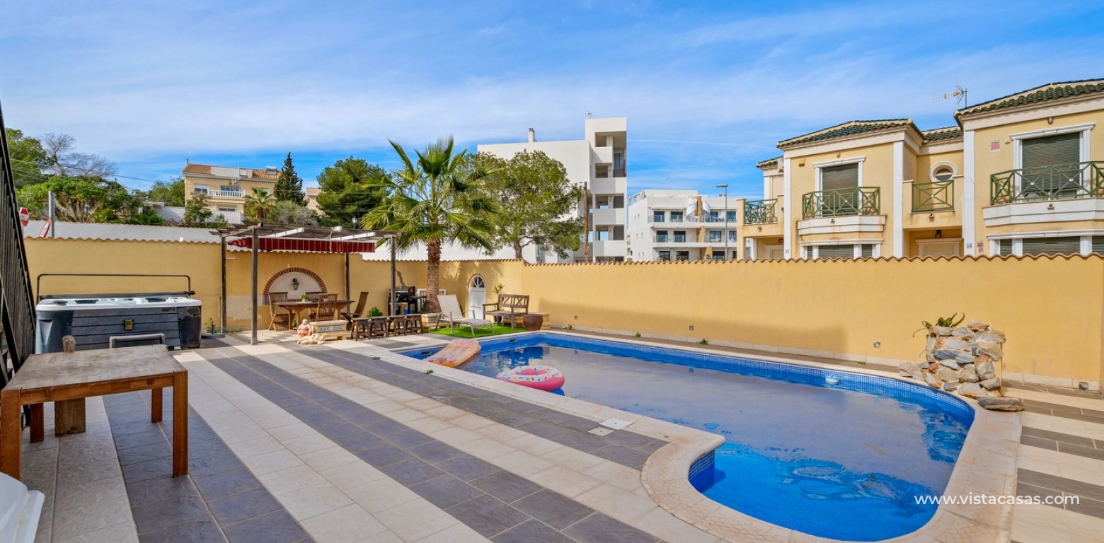 Sale - Villa - Orihuela Costa - Castillo de Don Juan