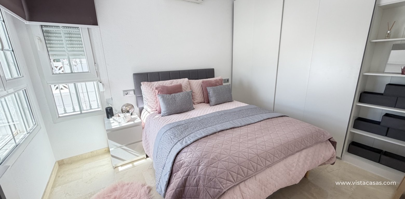 Sale - Villa - Villamartin - Los Dolses