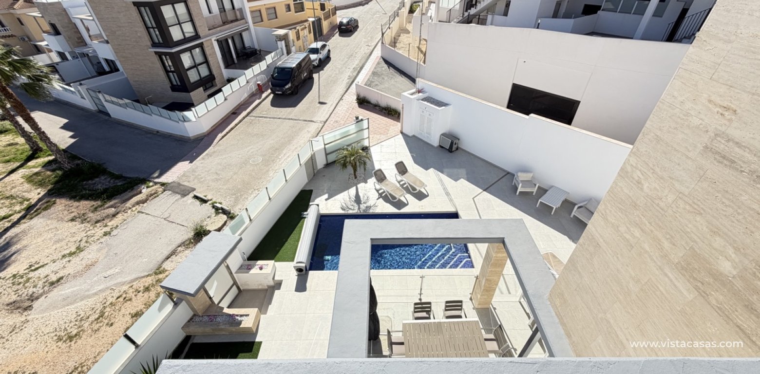 Sale - Villa - Villamartin