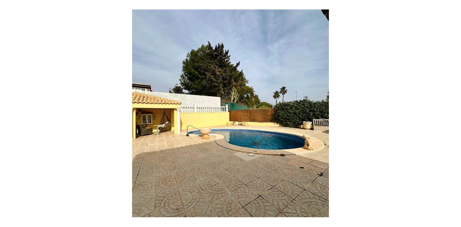 Venta - Chalet - Campoamor