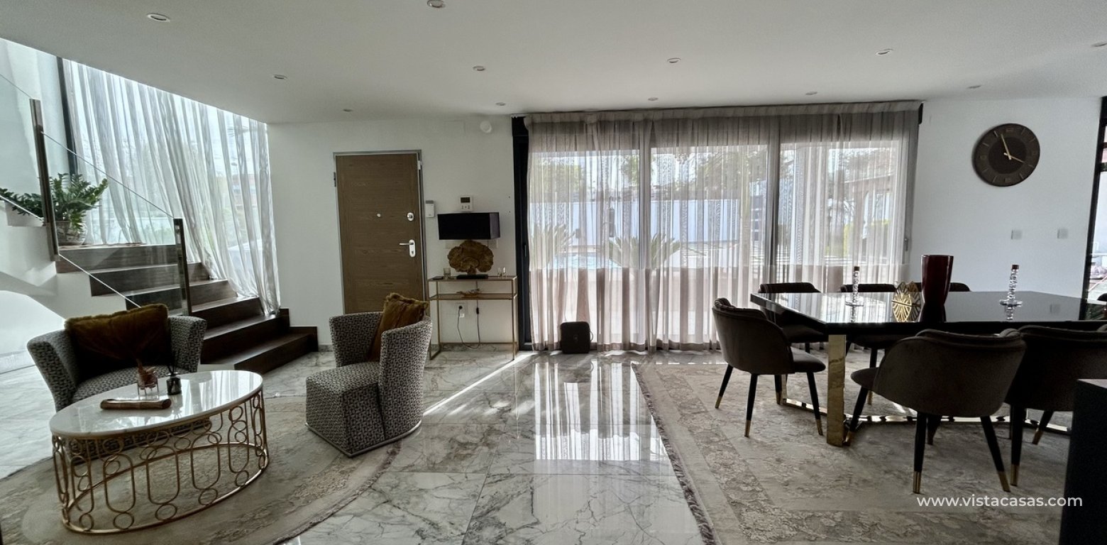 Sale - Villa - Los Balcones