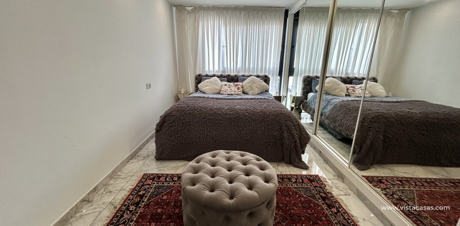 Sale - Villa - Los Balcones