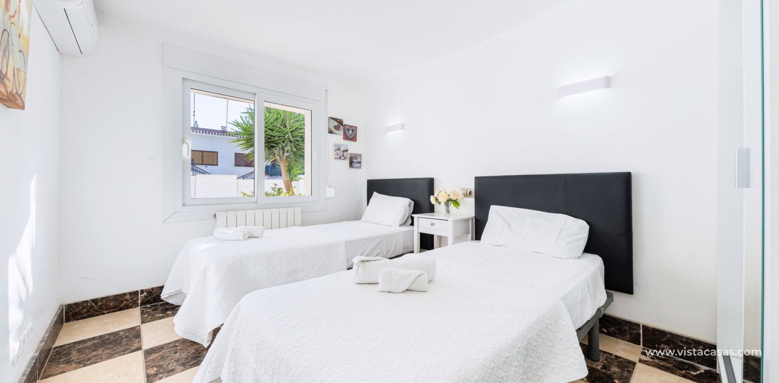 Sale - Villa - Campoamor