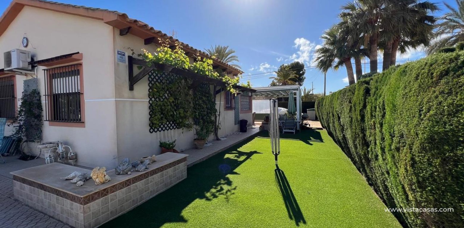 Sale - Villa - Cabo Roig