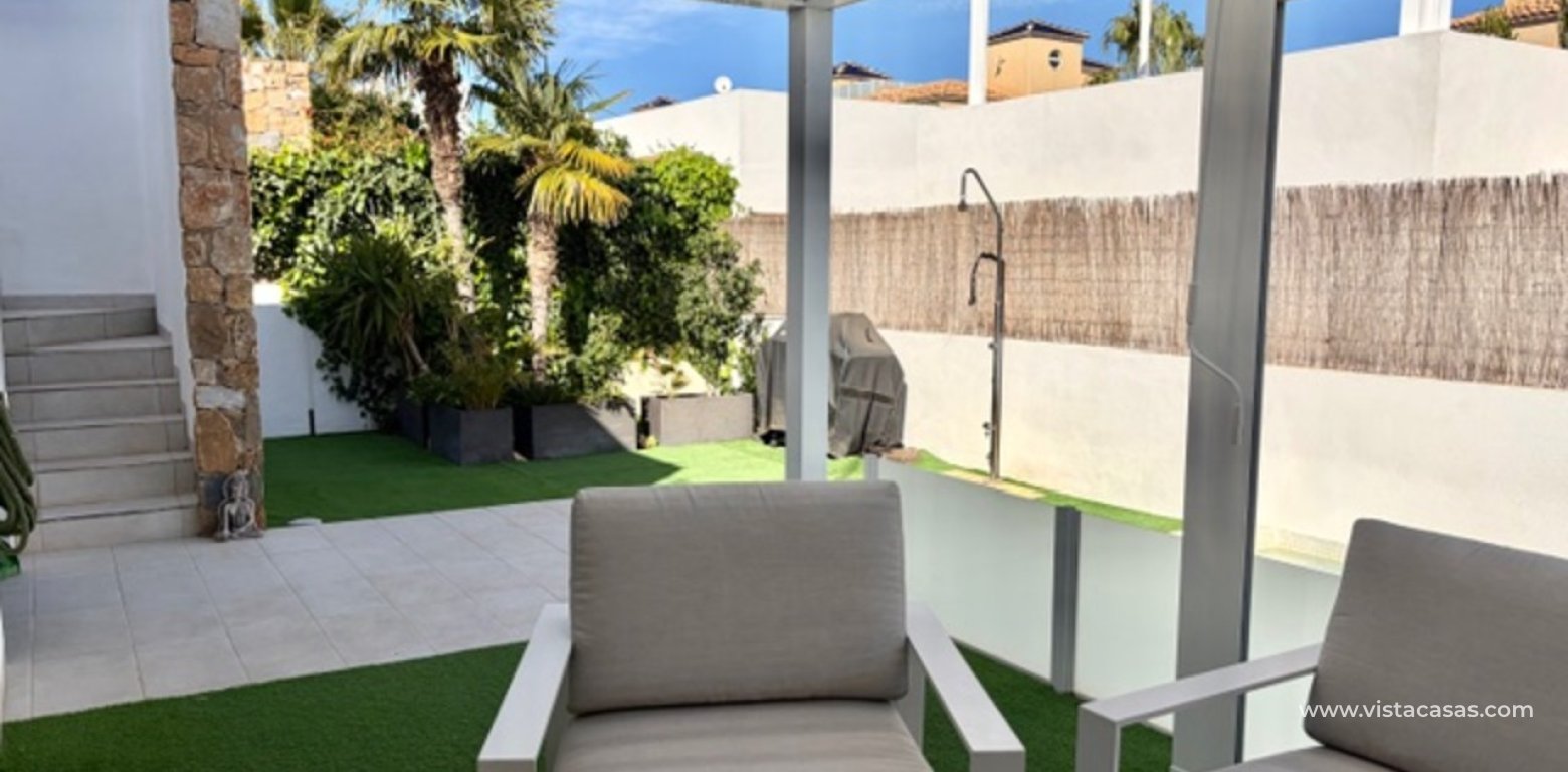 Resale - Villa - Cabo Roig