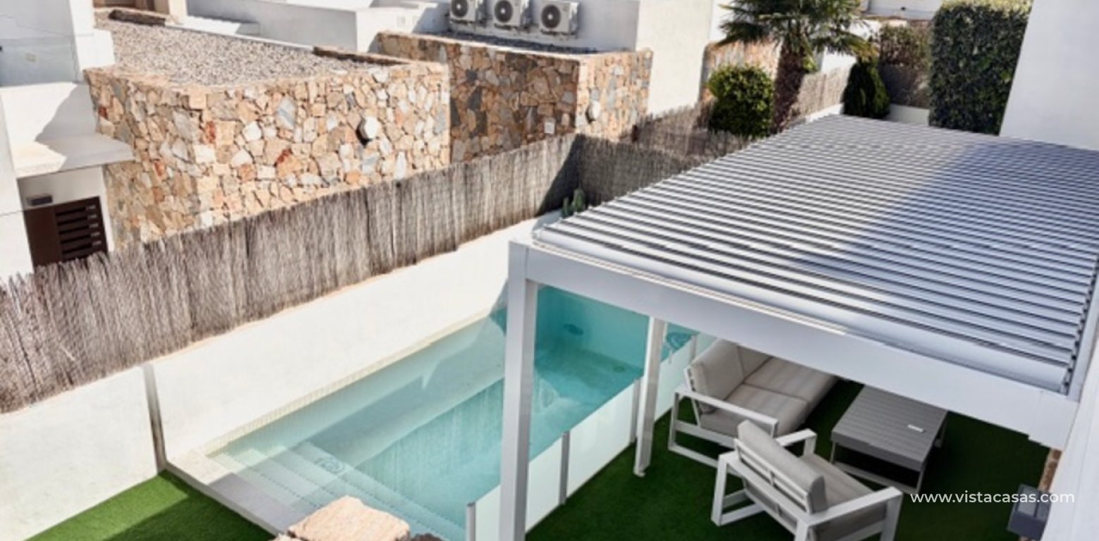 Resale - Villa - Cabo Roig