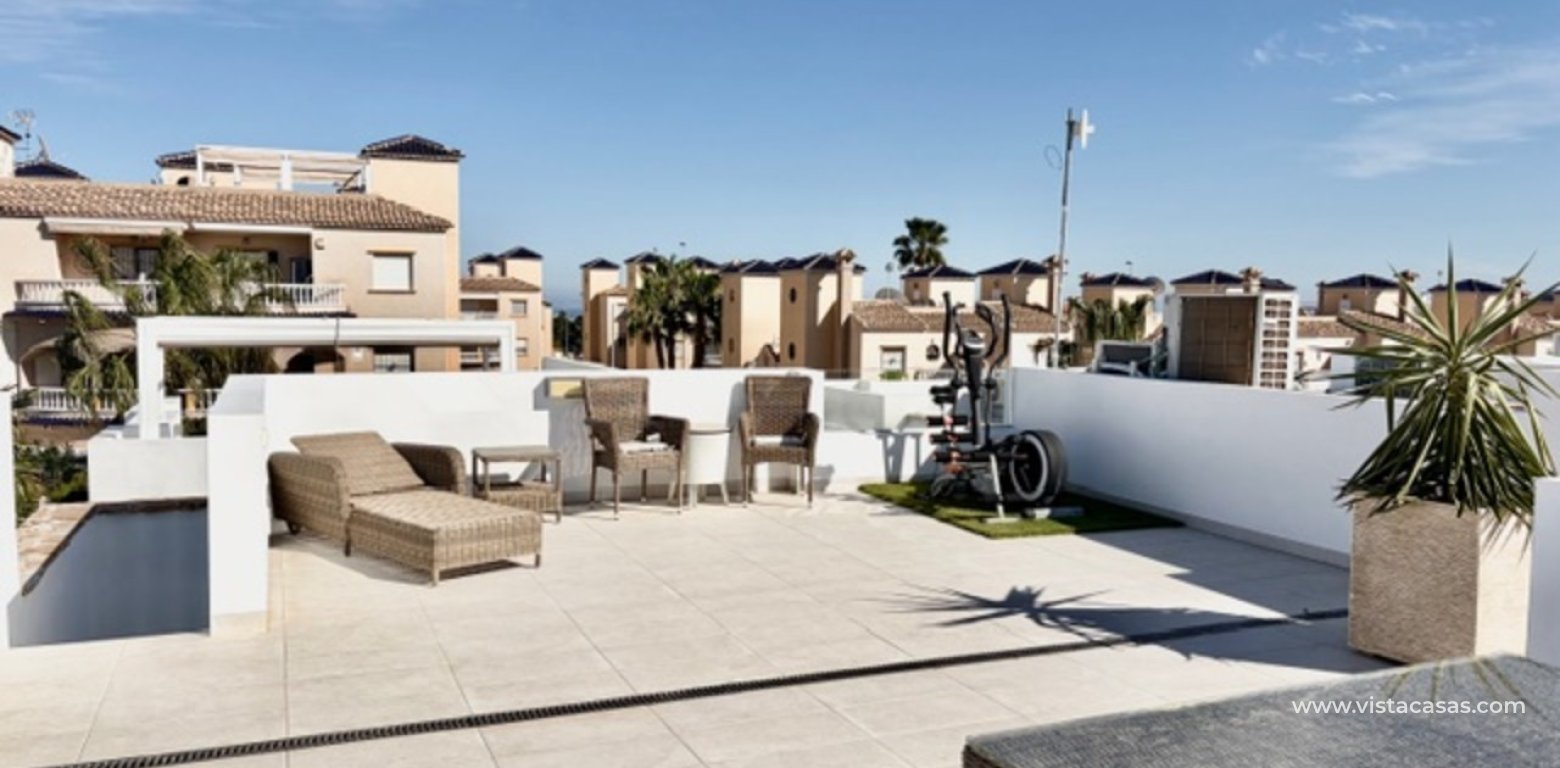 Resale - Villa - Cabo Roig