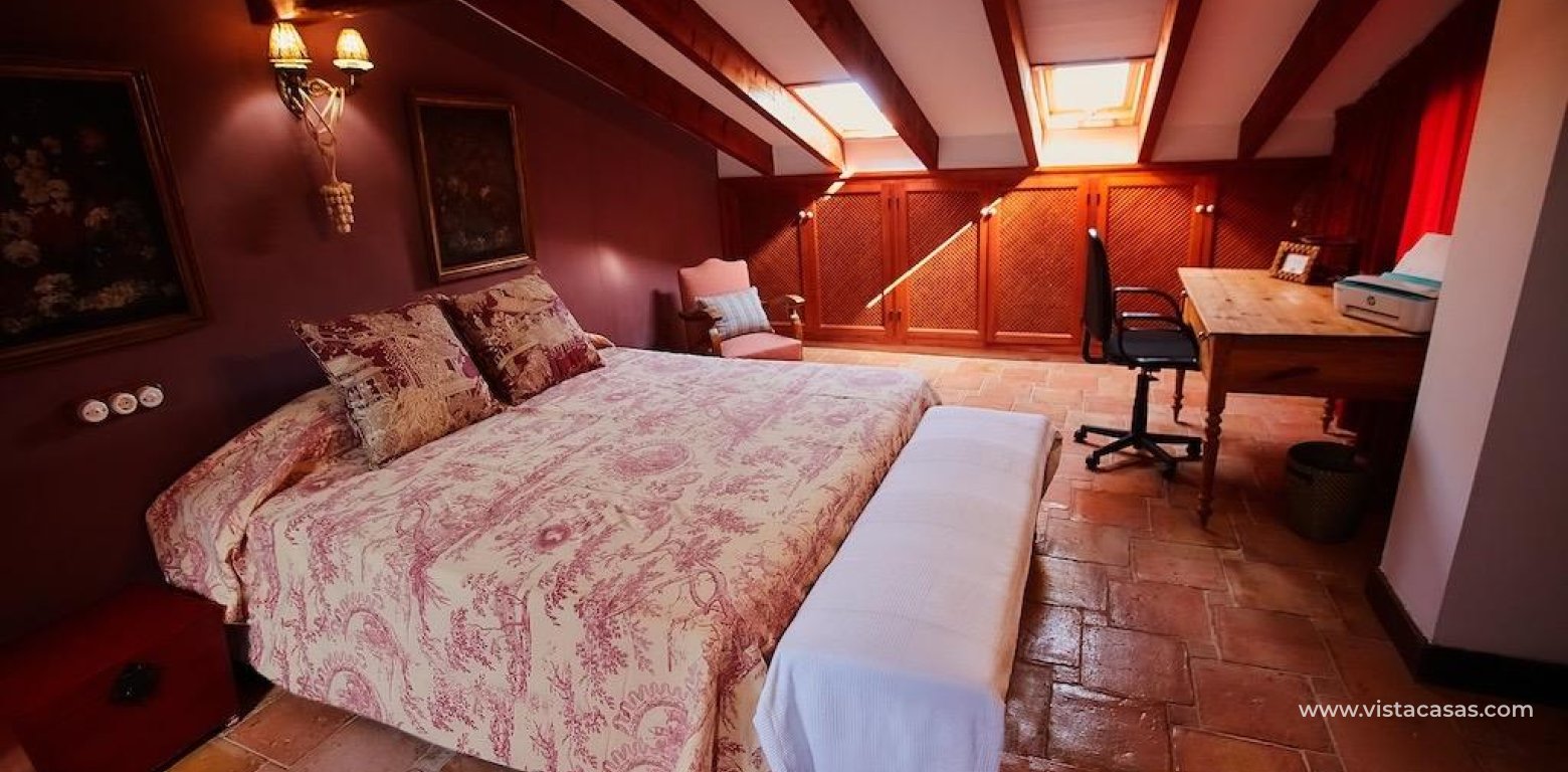 Wtórny -  - San Miguel de Salinas