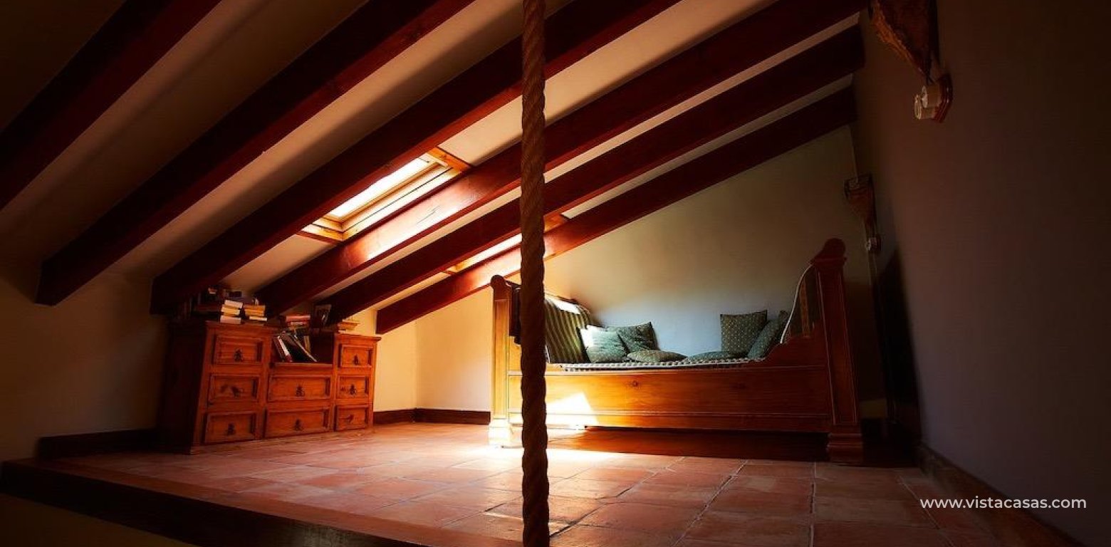 Wtórny -  - San Miguel de Salinas