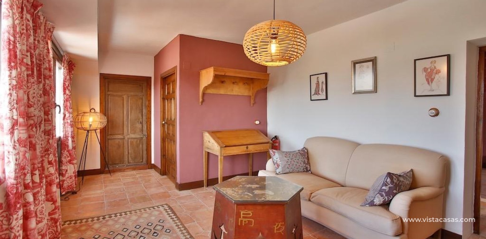 Wtórny -  - San Miguel de Salinas