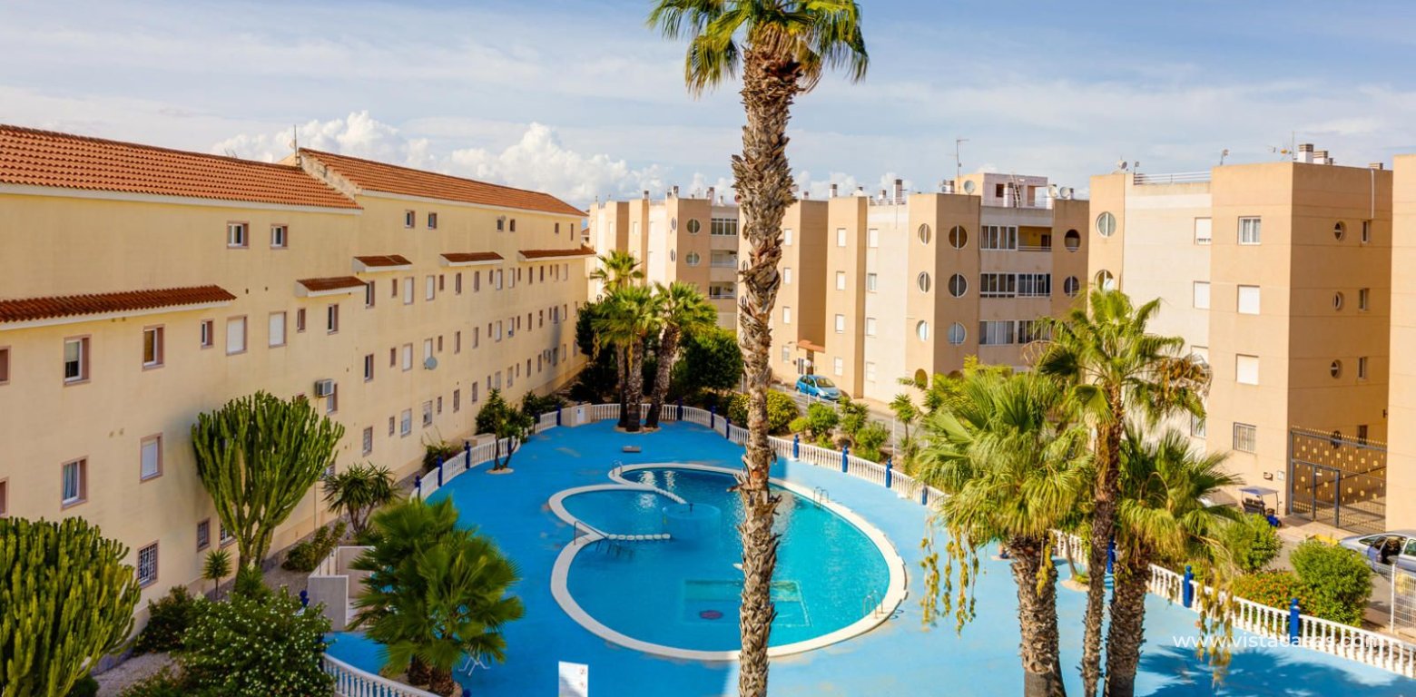 Resale - Apartment - Torrevieja - El Chaparral