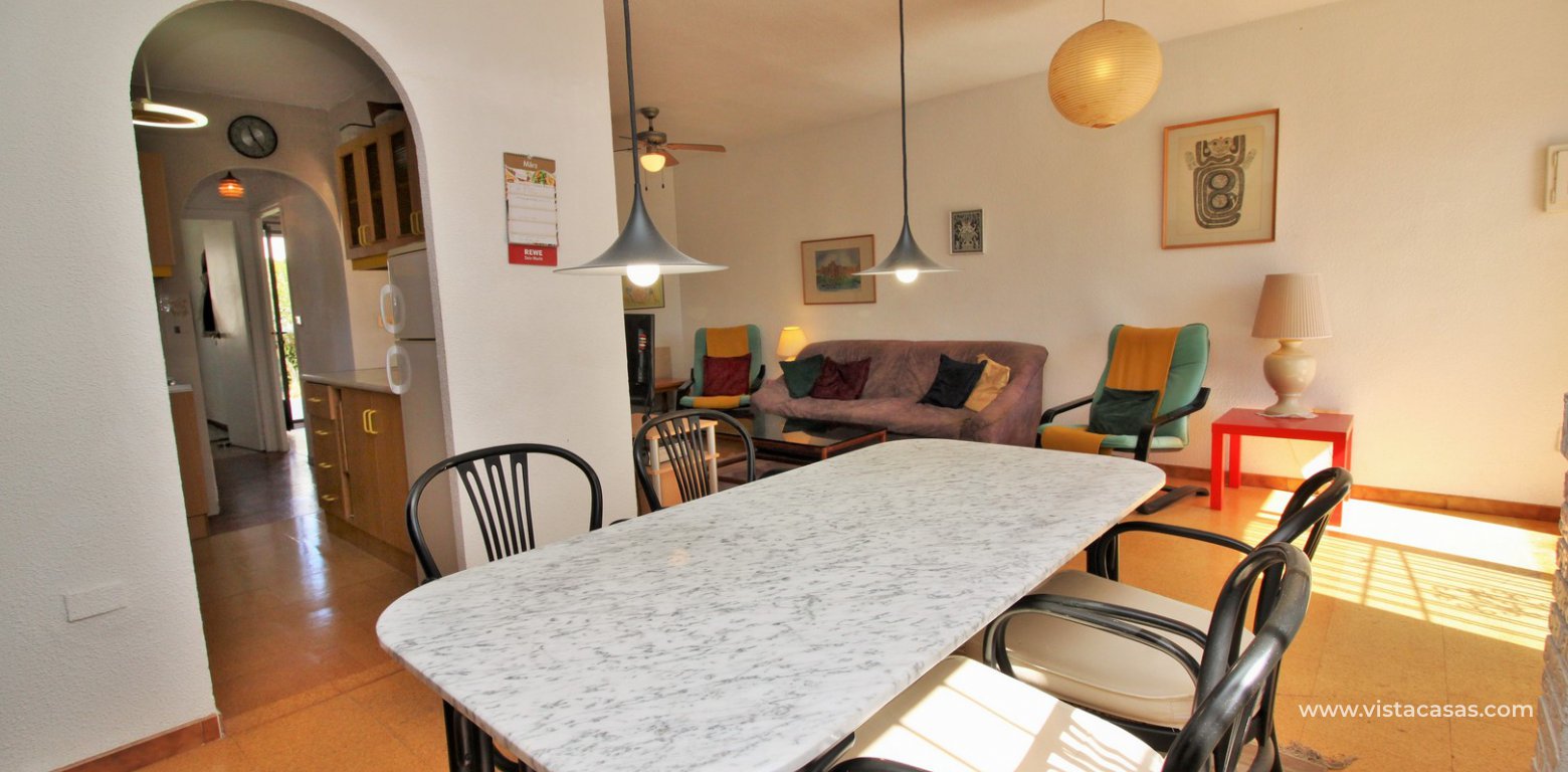 Bungalow for sale in Panorama Country Club Villamartin dining area