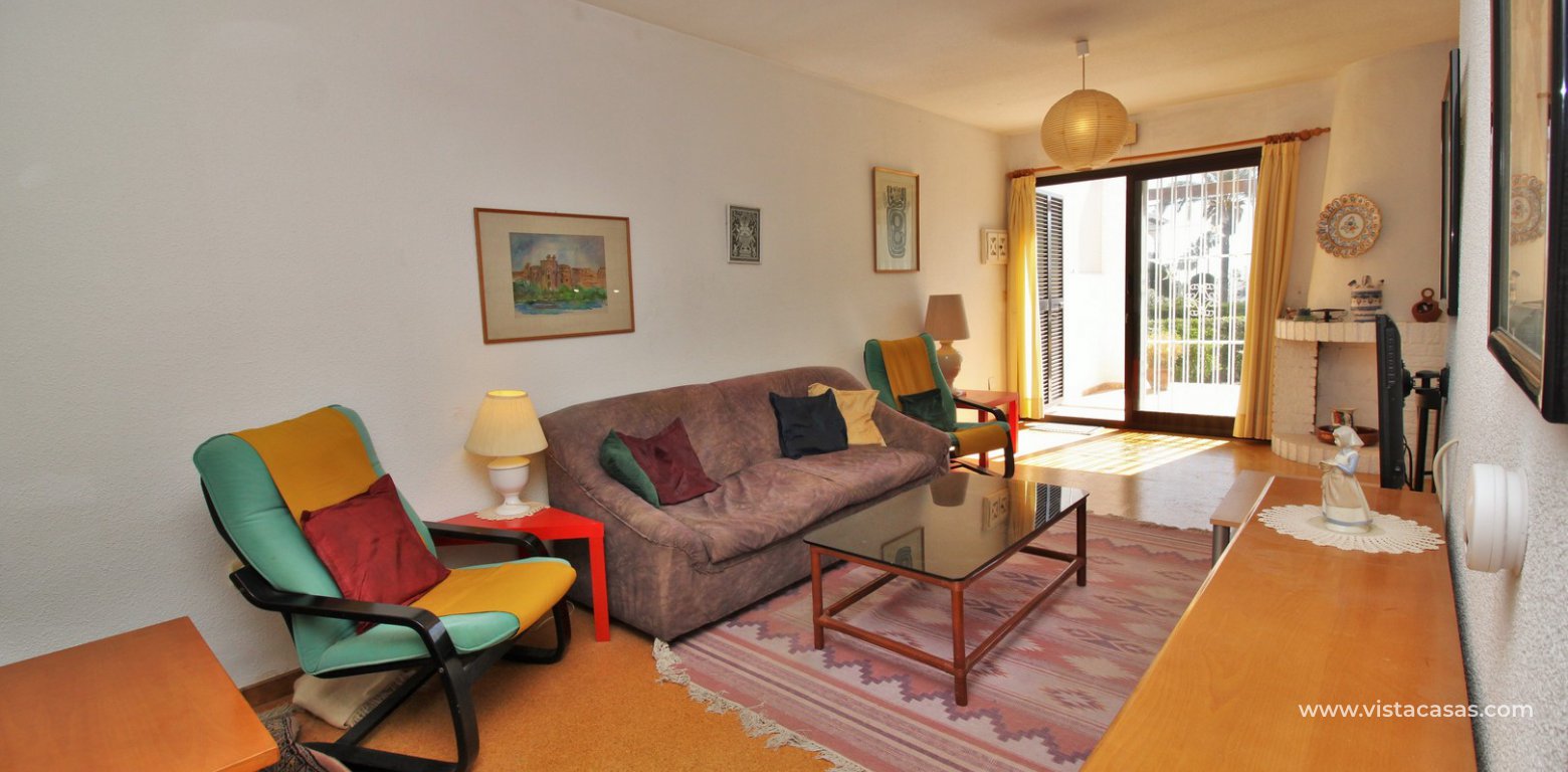 Bungalow for sale in Panorama Country Club Villamartin living room 2