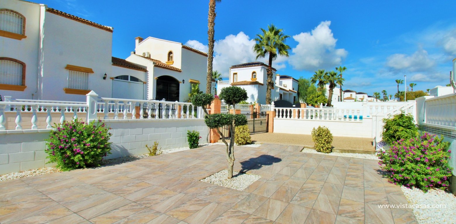 3 Bedroom Ibiza-Style Villa for Sale in Los Dolses garden