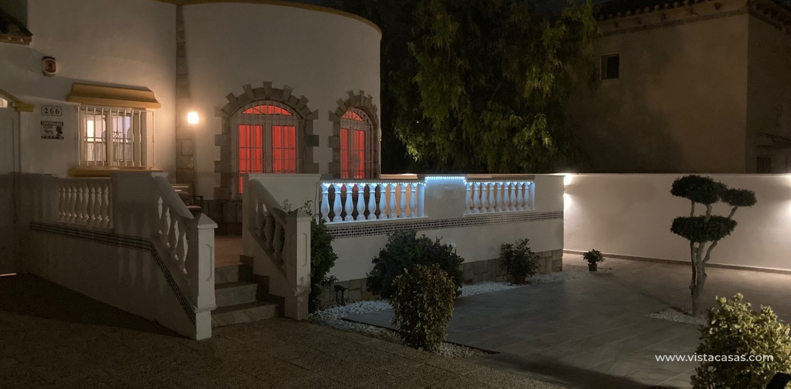 Resale - Villa - Villamartin - Los Dolses