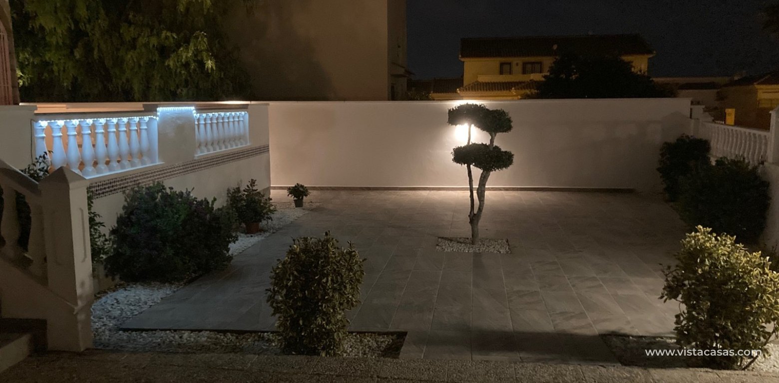 Resale - Villa - Villamartin - Los Dolses