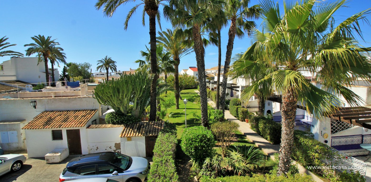 Bungalow for sale in Panorama Country Club Villamartin solarium view