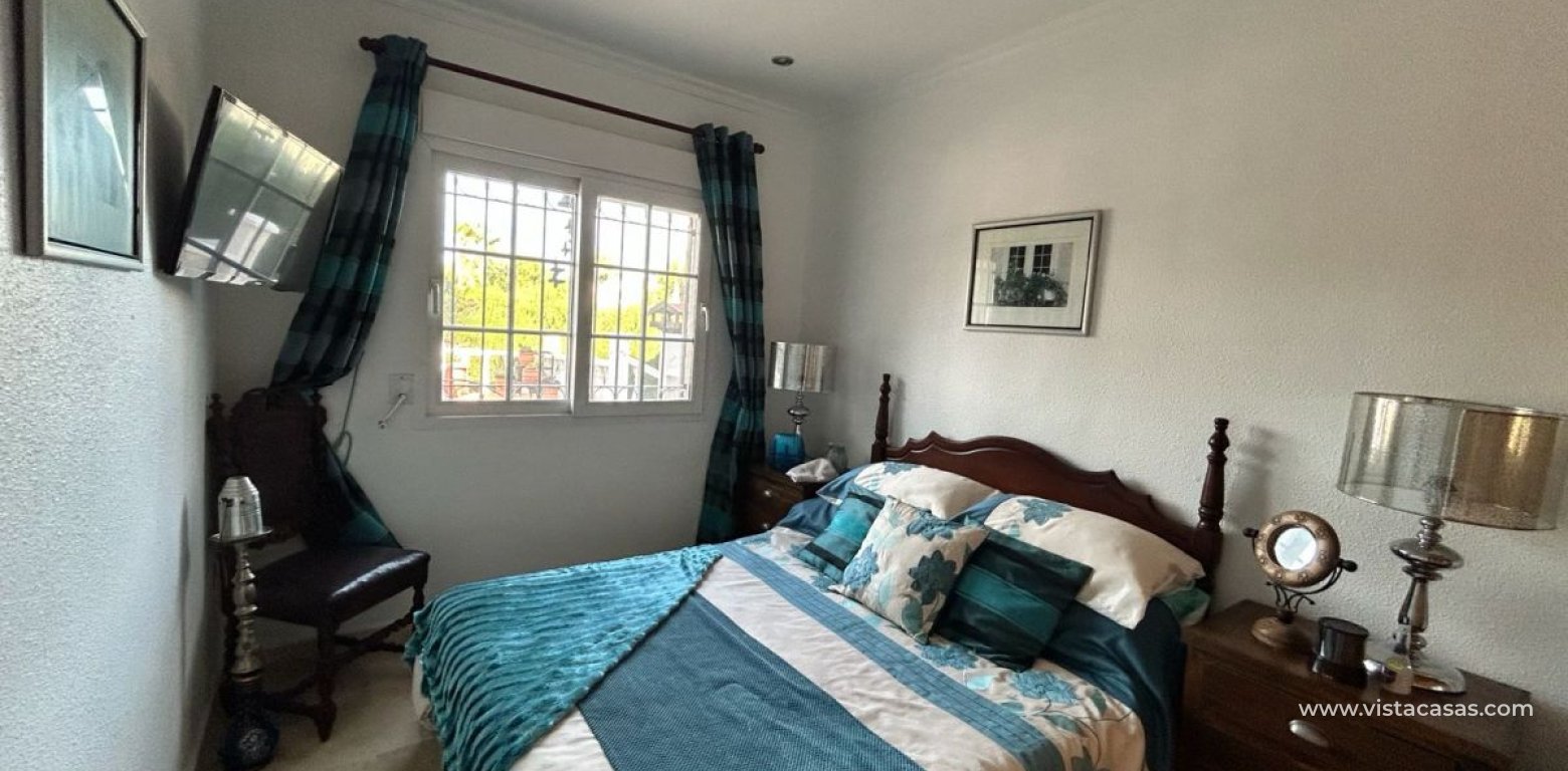 Sale - Villa - Villamartin